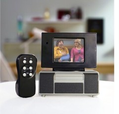 Big Bang Theory Tiny TV Classics Real Working TV And Remote Arcade Toys NIB