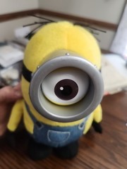 Despicable Me Minion Stuart Large Goggle Plush Stuffed Toy No Tags!