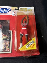 1993 NBA Starting Lineup MICHAEL JORDAN Bulls Sealed with Cards NIB