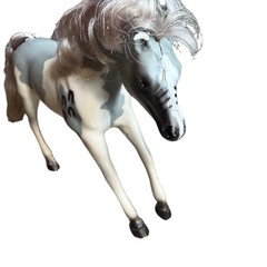 Grand Champion Grey White Pinto Horse Toy Figurine Brushable Mane Tail Horseshoe