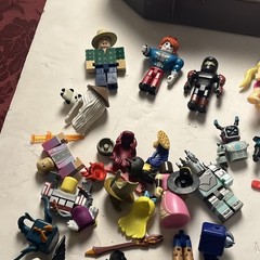 Huge! 50+ Roblox Action Figures & Accessories Collectors Carry Case – Mixed Lot