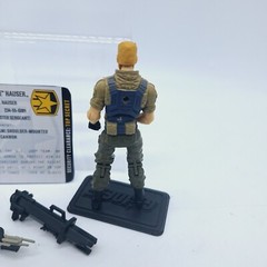 2011 Hasbro G.I. Joe Pursuit of Cobra CONRAD DUKE HAUSER w/ Weapon Card