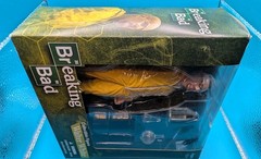 BREAKING BAD Walter White Los Pollos Hermanos 2013 Con Exclusive Mezco Figure