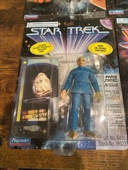 Star Trek Playmates Voyager Lot x9 Janeway Kim Tuvok Torres Hazon Figures MOC