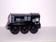 THOMAS & FRIENDS WOODEN RAILWAY~DEVIOUS DIESEL~2000 BRITT ALLCROFT (VERY NICE)