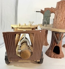 1991 Robin Hood Prince of Thieves Sherwood Forest Playset Kenner W/Battle Wagon