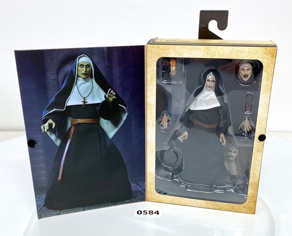 Neca The Conjuring Universe The Nun Ultimate Valak Action Figure NECA NEW