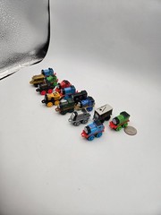Thomas & Friends Train Tank Engine MINIS x14 in Travel Case Steam Team Classics
