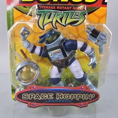 Teenage Mutant Ninja Turtles Space Hoppin’ Leonardo Figure TMNT Playmates 2004