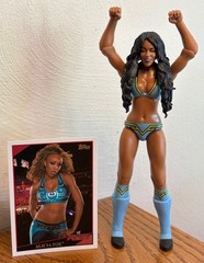 ALICIA FOX very cool WWE women’s wrestling FIGURE by MATTEL + BONUS CARD !