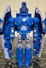 Transformers Scourge Deluxe Studio Series 86 Hasbro Voyager Class No Accessories