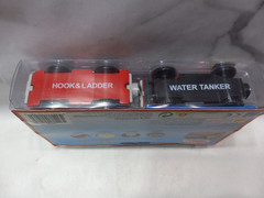 Thomas & Friends Wooden Railway Sodor Fire Crew Truck Water Tanker Vtg 2004