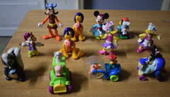 Lot of 12 Disney & Warner Bros Characters