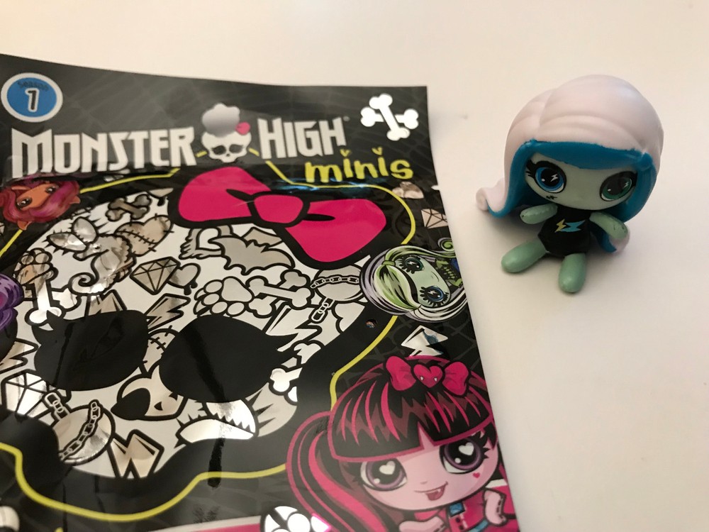 Monster High Minis Series 1 Blind Bag Figure BEACH GHOULS w/ Package You Pick