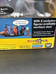 The Simpsons Treehouse of Horror Springfield Cemetery Toys R US Exclusive Sealed