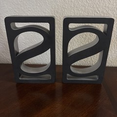 Sideshow S Icon Silver /Gunmetal Version Logo by Sideshow Collectibles