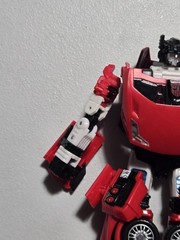 Transformers Universe 2 Sideswipe Deluxe Class Action Figure Complete
