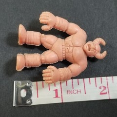 Vtg. 1985 M.U.S.C.L.E Muscle Men Kinnikuman #002 Terri-Bull Figure Flesh Color