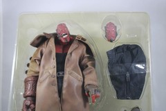 Mezco Toyz Hellboy Action Figure 2004 Limited Edition Of 3000 – Revolution