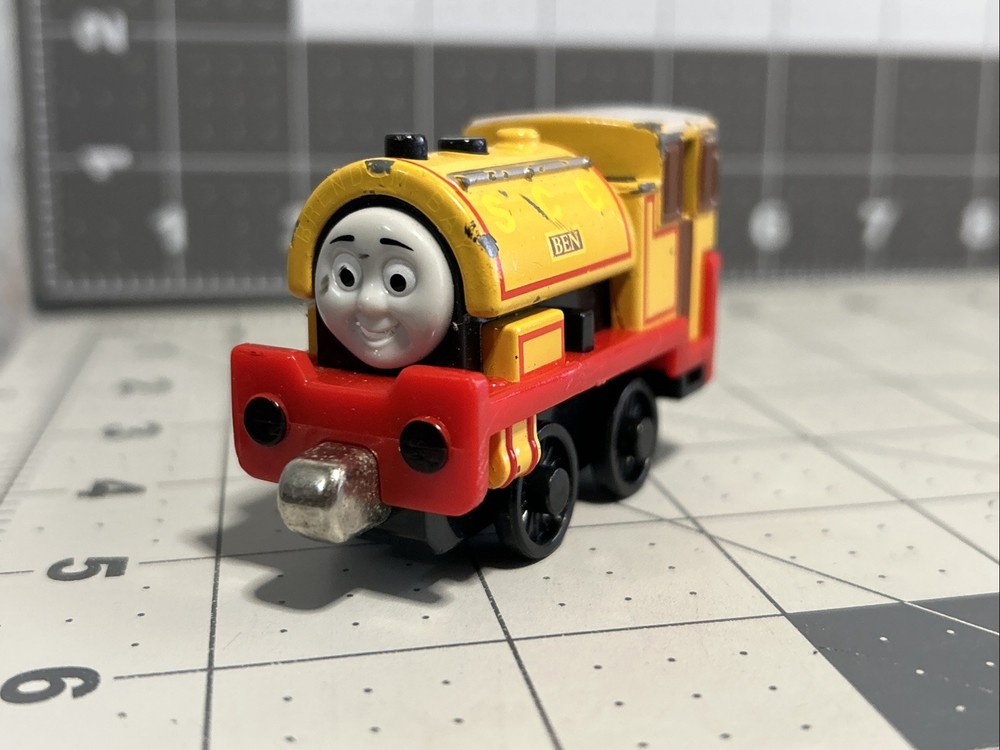 Thomas & Friends Diecast Railway Ben Metal *Paint Damage