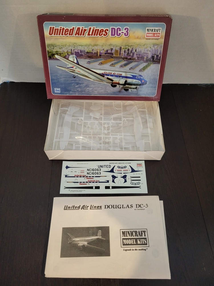 United Air Lines DC-3 1/144 MINICRAFT Plane Model Kit MIB NEW Unbuilt