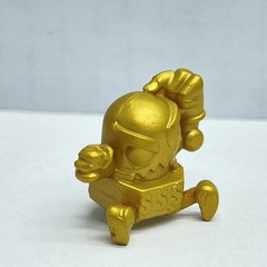 Mr. Beast Lab JACK POT BUTTON Atomic Series Special Edition Beast Icons -GOLD