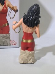 Donna Troy Bust Women of DC Universe Adam Hughes Limited Edition 5250/6000