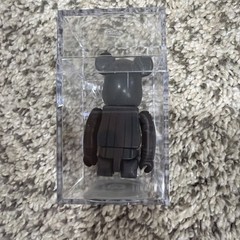 Batman Figure Bearbrick 100% With Case
