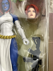 Marvel X-Men Mystique Boxed Action Figure Alternate Head Hands Gun Rifle