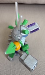 Takara Hasbro Medabots Mega Emperor Figure – Excellent Condition With Card