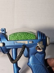 Mars Attacks! Brain Disintegrator Green Ray Gun- works Great!! 1996