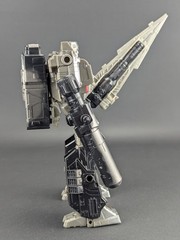 Transformers Netflix Siege Megatron complete Hasbro WFC War For Cybertron