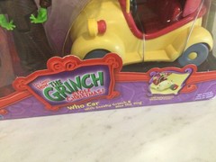 UNIVERSAL STUDIOS/PLAYMATES VINTAGE 2000 PLAYSET “HOW THE GRINCH STOLE CHRISTMAS