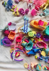 Huge Mixed Lot My Little Pony, 72 Ponies Over 100 Various Accessories 3 Playsets