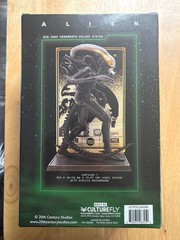 NEW! (ONLY 2 LEFT) Alien ‘Big Chap’ Xenomorph Deluxe Statue w/Acrylic Background