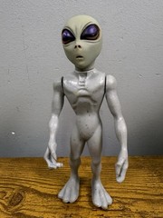 1996 Street Players The Roswell Aliens Action Figure 6” Loose New Mexico ET UFO