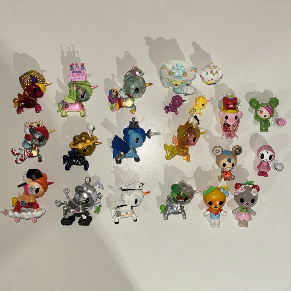 LOT OF 21 Tokidoki Unicorno And Other Tokidoki Figurines