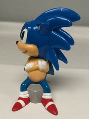 Vintage Sonic the Hedgehog hard plastic statue 5″ (1993 Sega)