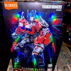 Transformers Optimus Prime Blokees Classic Class 01 Model Kit Action Figure New