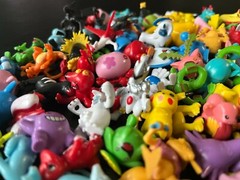 Lot of 150 1″ Miniature Pokemon Toys Mini PVC Figures PK China Armor Mewtwo MORE