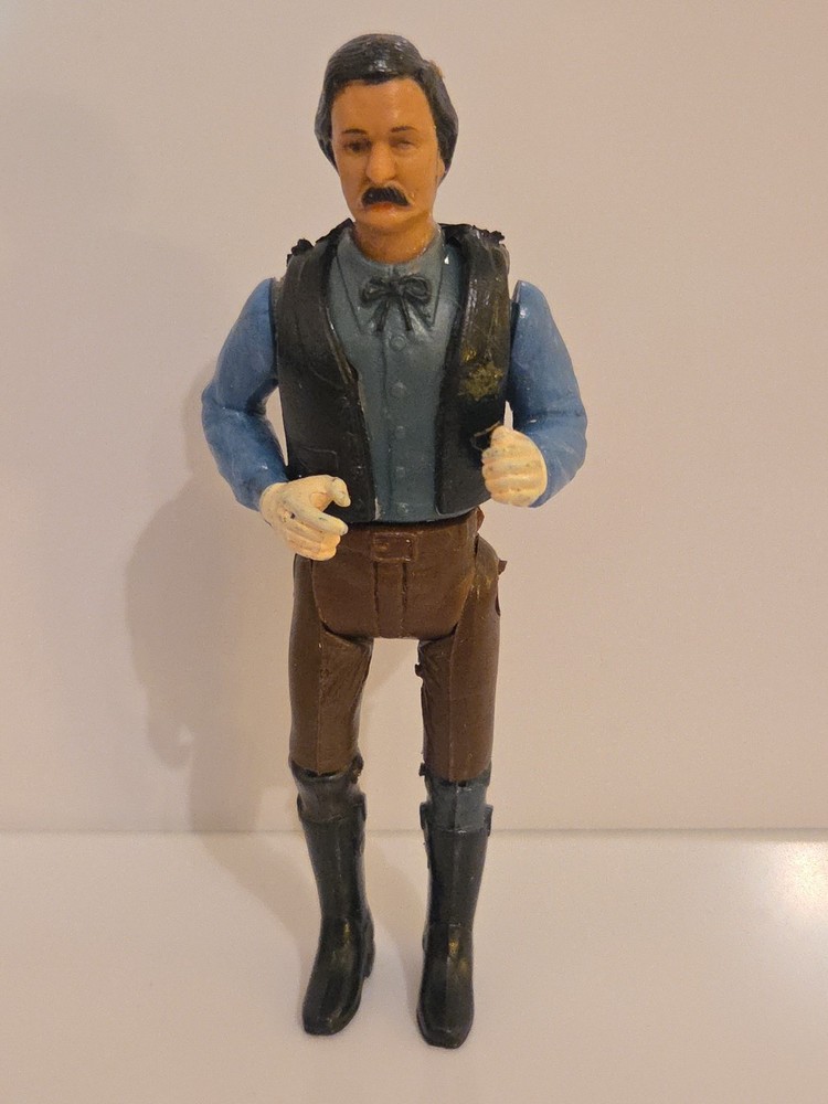 Vintage Western Cowboy “Legends of the West” Wyatt Earp 4” Action Figure 1975