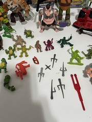 Huge Teenage Mutant Ninja Turtles Lot – 31 Figures & Mixed Accessories