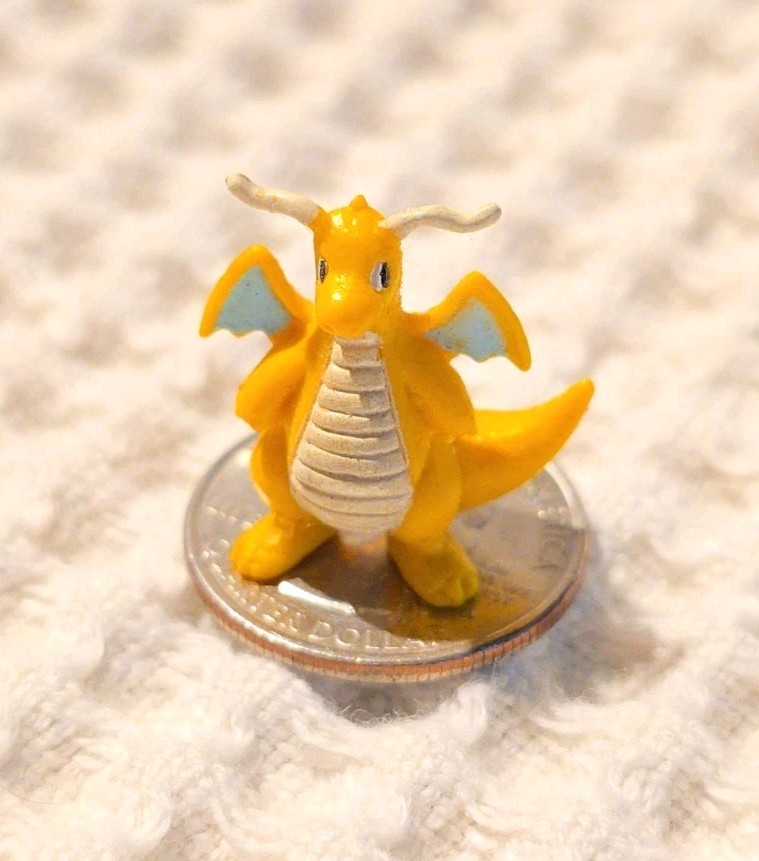 Pokemon DRAGONITE Authentic Vintage Mini Figure Nintendo TOMY CGTSJ 1999