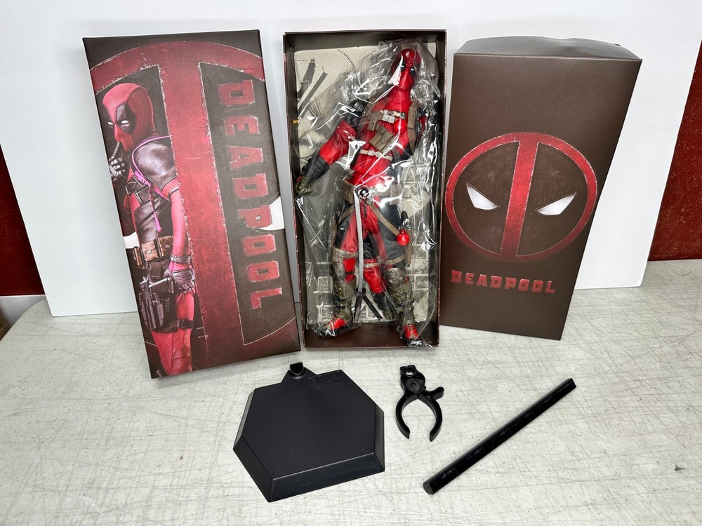 Crazy Toys Deadpool 1:6 Scale Statue Figure NEW w/Box SEALED in BAG