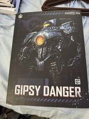 Infinity Studio Pacific Rim Gipsy Danger Diecast 30cm Articulated Figure