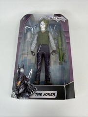 2 Mattel The Dark Knight The Joker from BATMAN Knife Variant Toys R Us Figure