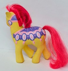 Vintage G1 My Little Pony DIAMOND DREAMS Merry Go Round Rare MLP Hasbro
