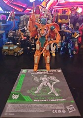 Transformers War For Cybertron Kingdom Golden Disk Collection Mutant Tigatron