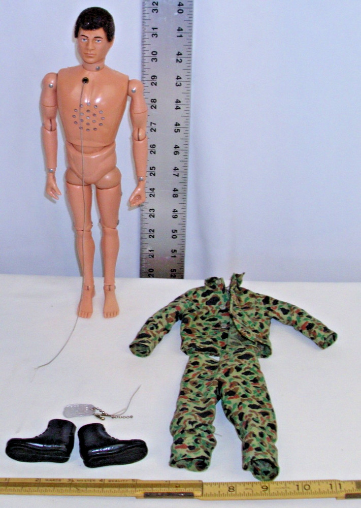 HASBRO GI JOE ACTION MARINE FUZZY HEAD TALKING DOLL WITH CLOTHES 1960s
