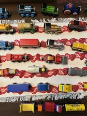 48 THOMAS THE TRAIN & FRIENDS Wood, Vintage, Metal, Buildings, Track, People +++